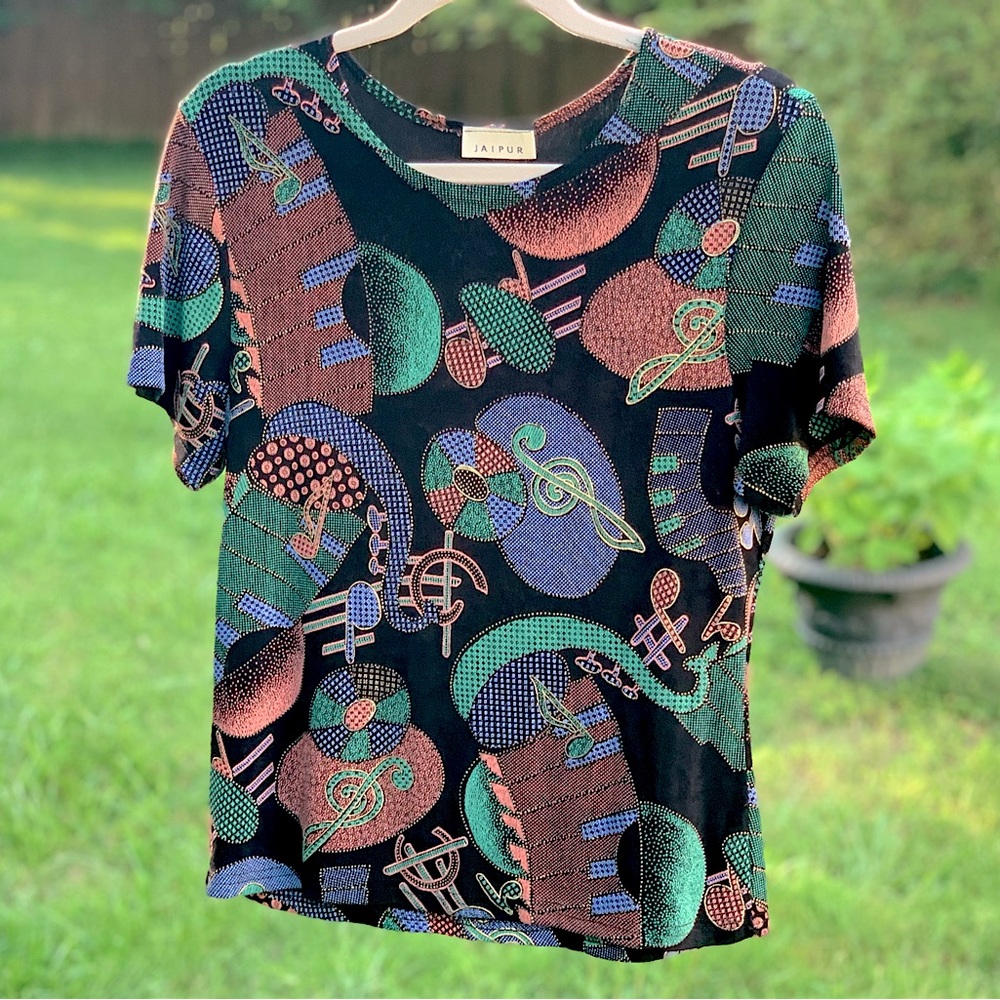 Vintage Jaipur Black Slinky Knit Top 💟🎶🌀🎹 Colorful Abstract All Over Music Print